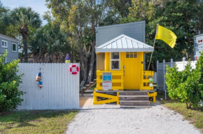 Tiny House - Yellow Lifeguard Stand